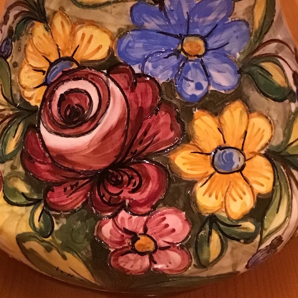 VINTAGE ITALIAN CASTELLI HAND PAINTED URN/VASE SGRAFITTO MAJOLICA - Picture 2 of 10